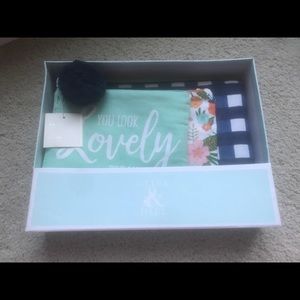 Olive & HillTrio Pouch Set